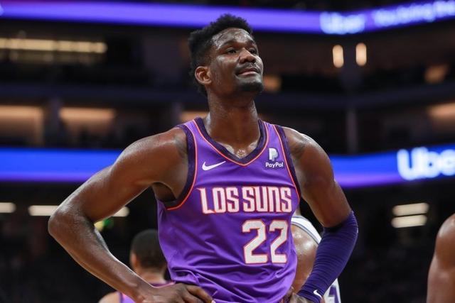 官宣：韩德君与辽宁队续约 签订两年老将合同