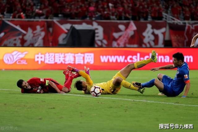 意甲-什琴斯尼神扑 尤文图斯0-0闷平亚特兰大