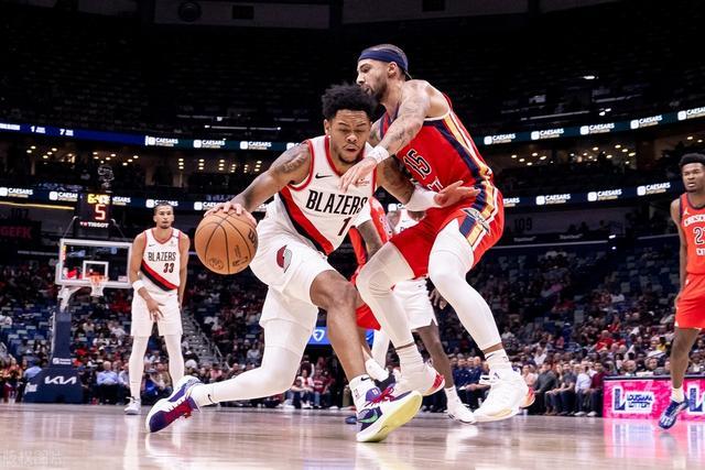 杨瀚森17+11青岛胜上海 吴前20分浙江胜吉林