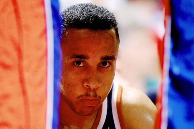 美国男篮热身赛险胜澳大利亚 詹姆斯贡献10分