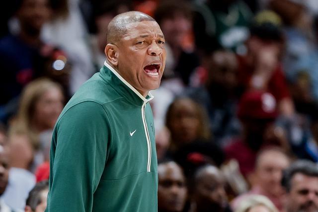 莱万：不懂2020金球为何取消 足球有关生意政治